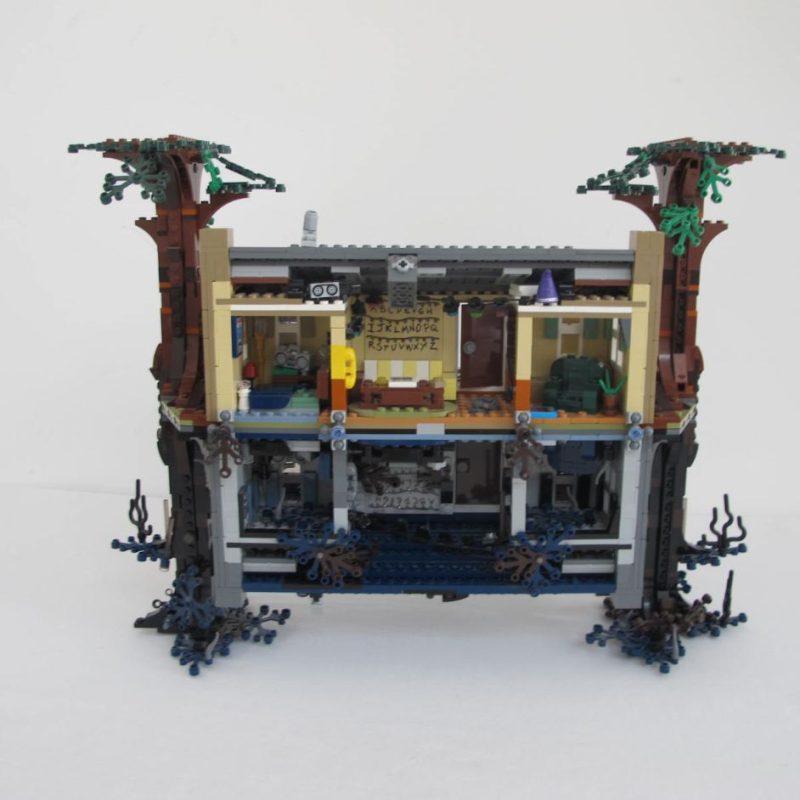 The Upside Down. Complete with instructions, no box - Image 15