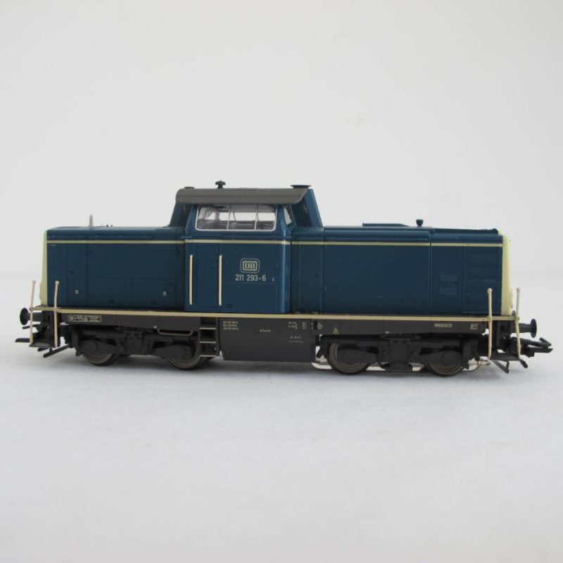 DB class 211 293-6 diesel locomotive, mfx+, sound - Image 2