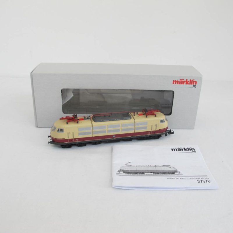 DB class 103.1 electric locomotive with mfx and sound decoder