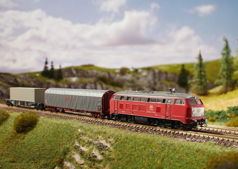 Minitrix T11161 "Freight Train" Digital Starter Set