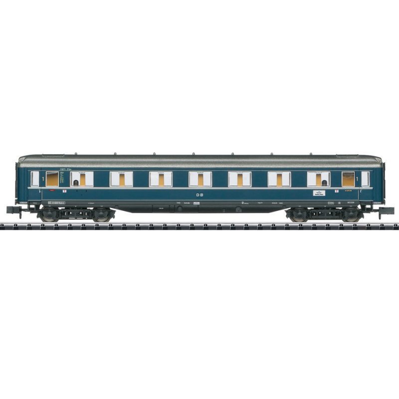 Minitrix Type A4üe Express Train Passenger Car (T15599)