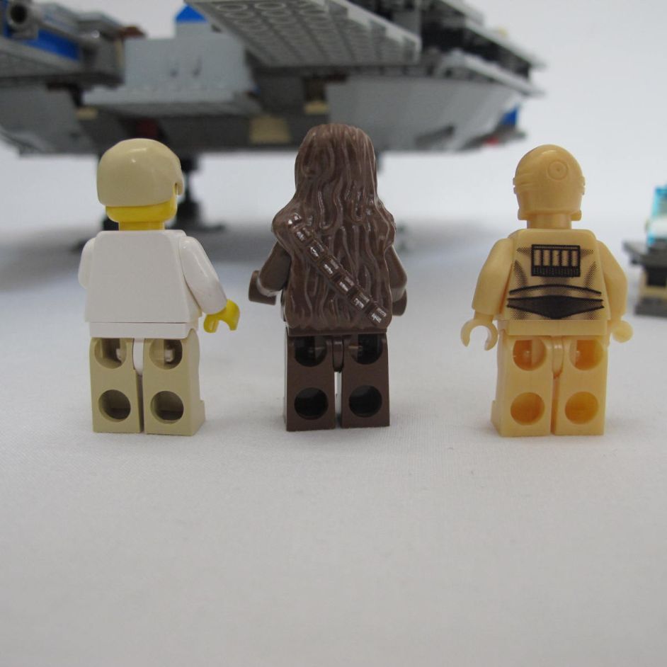 Millennium Falcon. Complete with instructions and box - Image 14