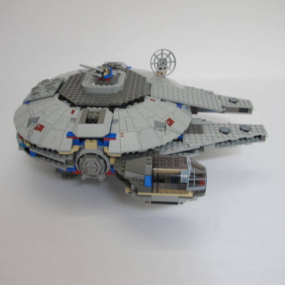 Millennium Falcon. Complete with instructions and box - Image 21