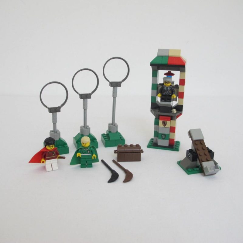 Quidditch Practice. Complete with instructions, no box - Image 9