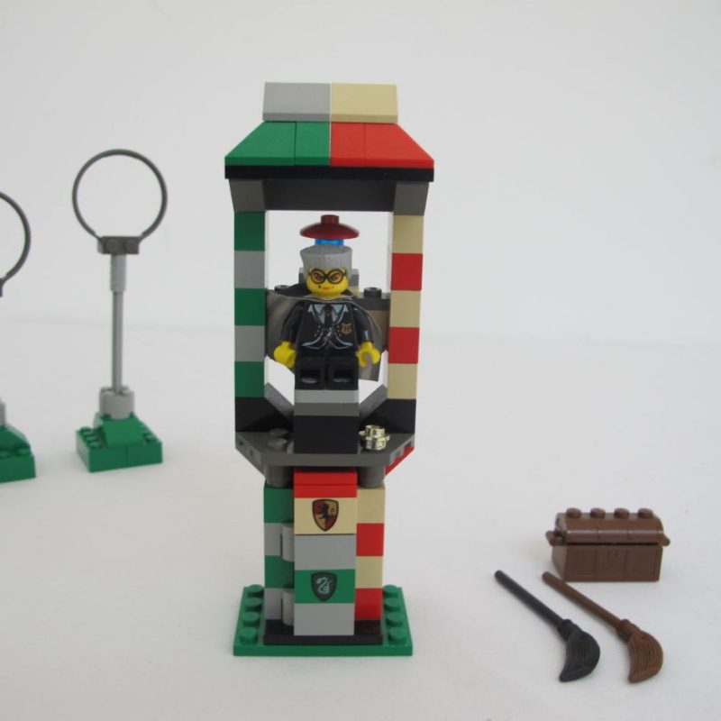 Quidditch Practice. Complete with instructions, no box - Image 4