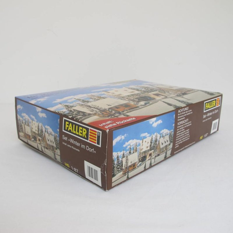 Building kit set ‘Winter in the village’ - Image 2