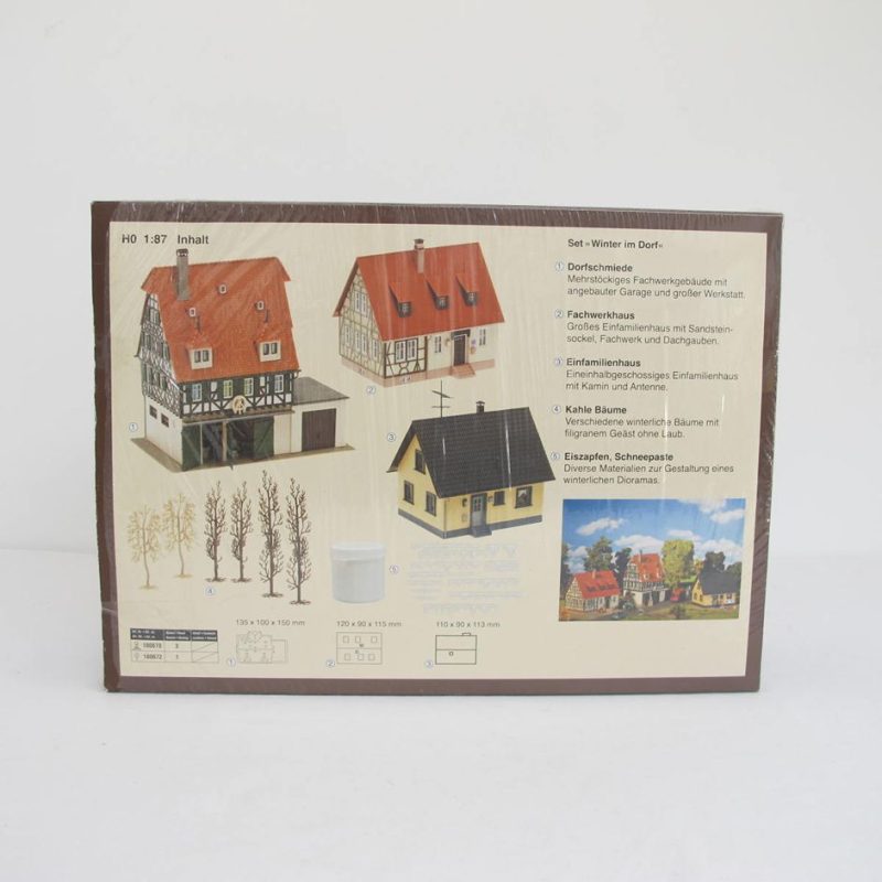 Building kit set ‘Winter in the village’ - Image 5