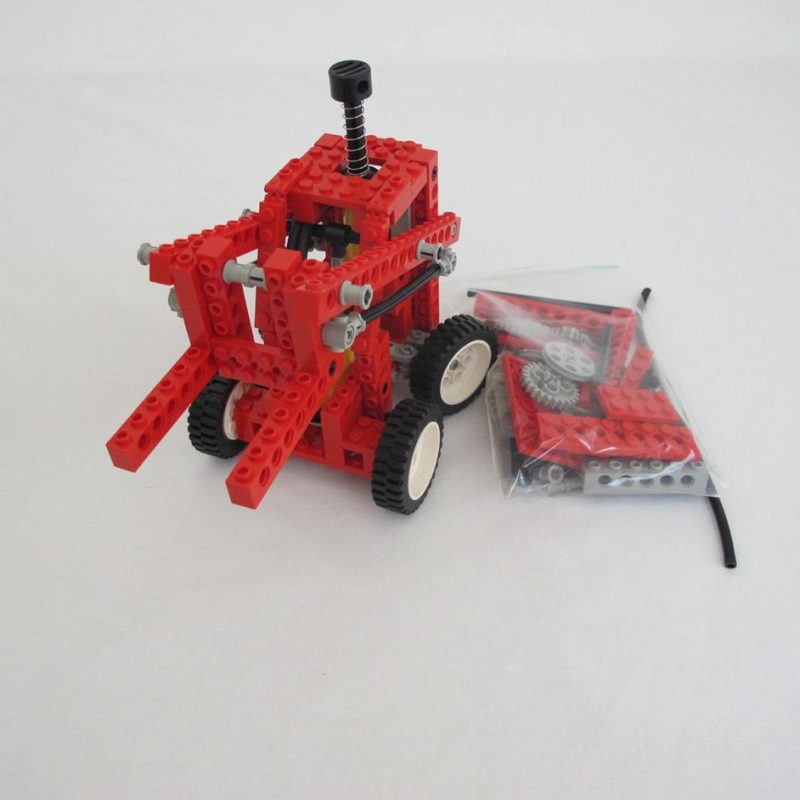 Universal Pneumatic Set. Complete with instructions and box - Image 3