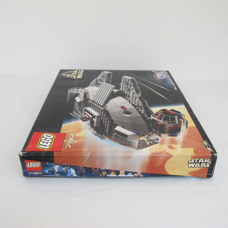Millennium Falcon. Complete, bags are still sealed, with instructions and box - Image 2