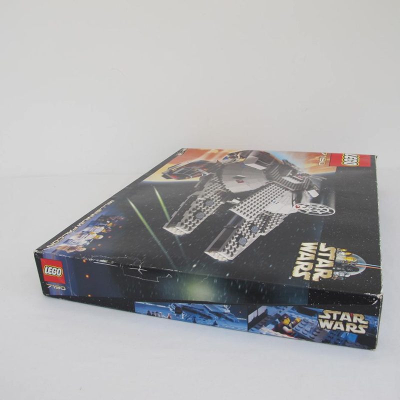 Millennium Falcon. Complete, bags are still sealed, with instructions and box - Image 4