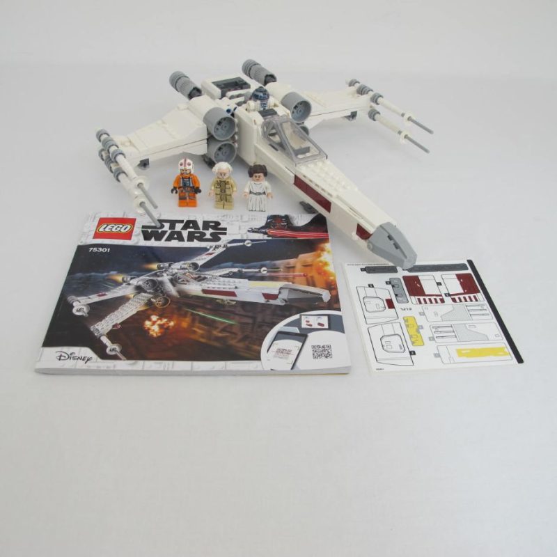 Luke Skywalker's X-Wing Fighter. Complete with instructions, no box