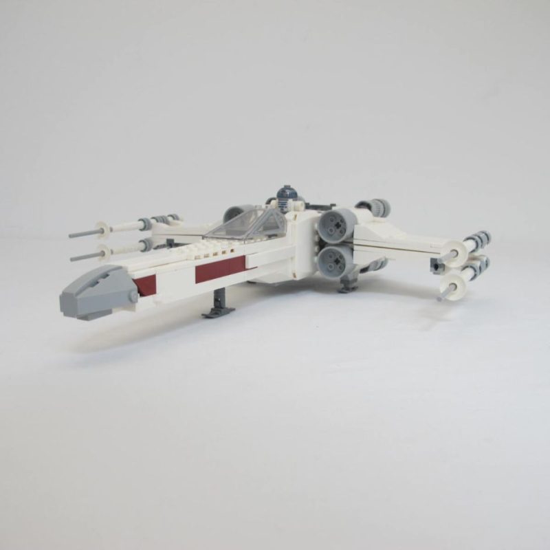 Luke Skywalker's X-Wing Fighter. Complete with instructions, no box - Image 11
