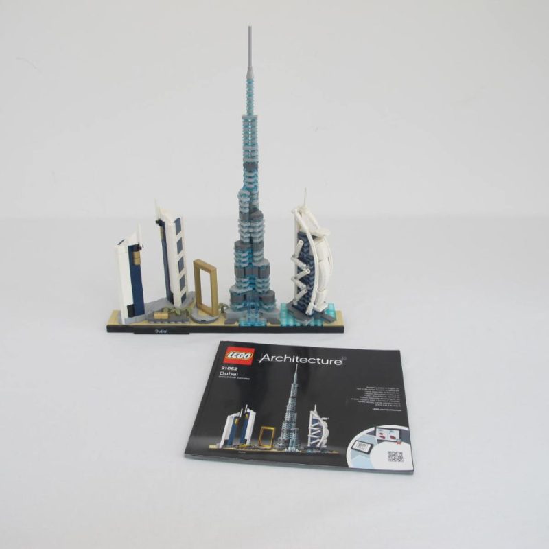 Dubai. Complete with instructions, no box