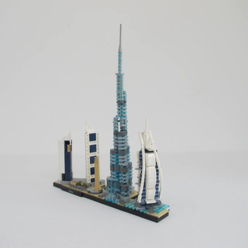 Dubai. Complete with instructions, no box - Image 6