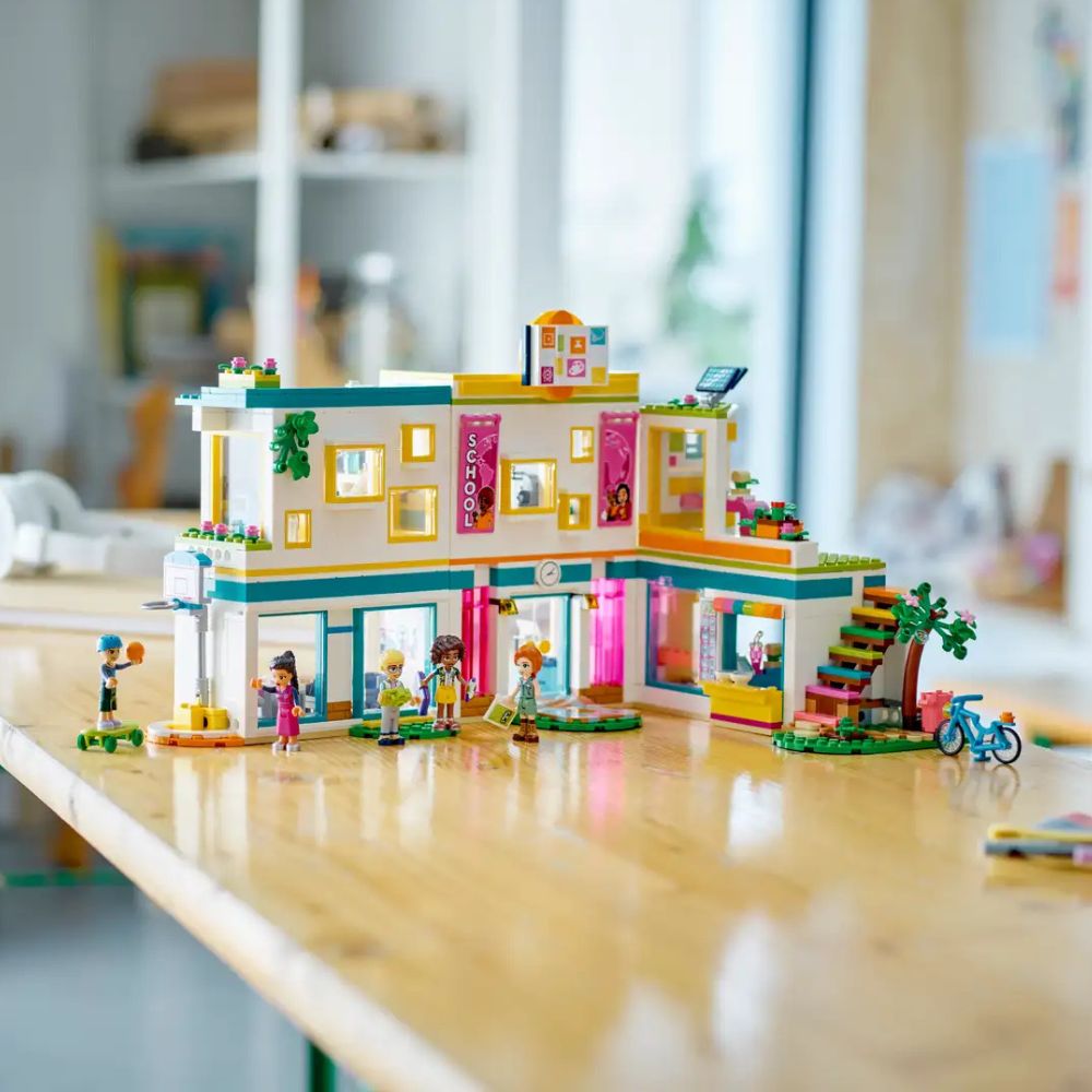 LEGO Friends Heartlake International School (41731)