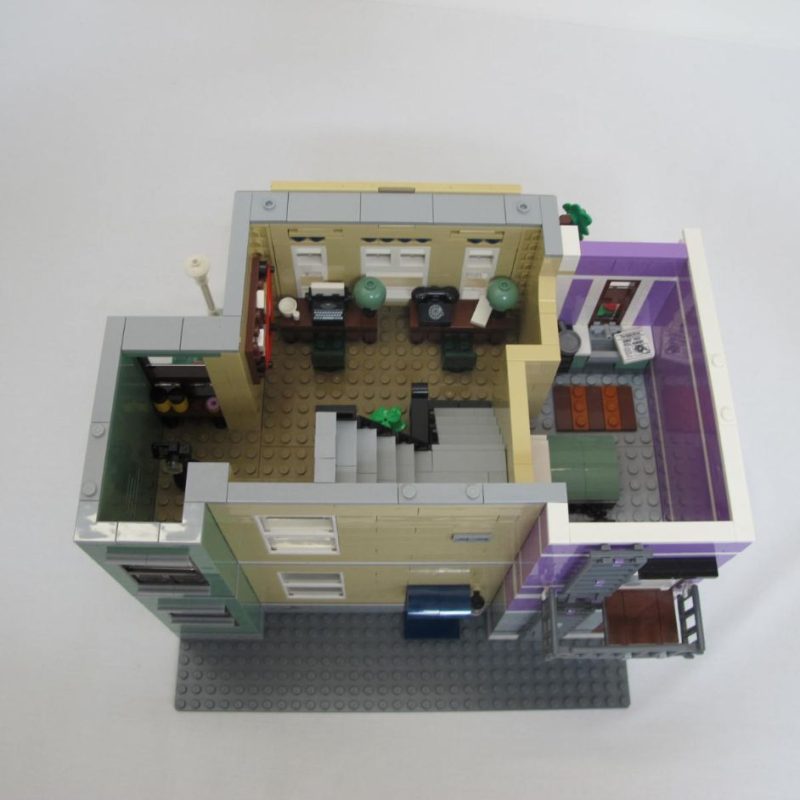 Police Station. Complete with instructions and box - Image 11