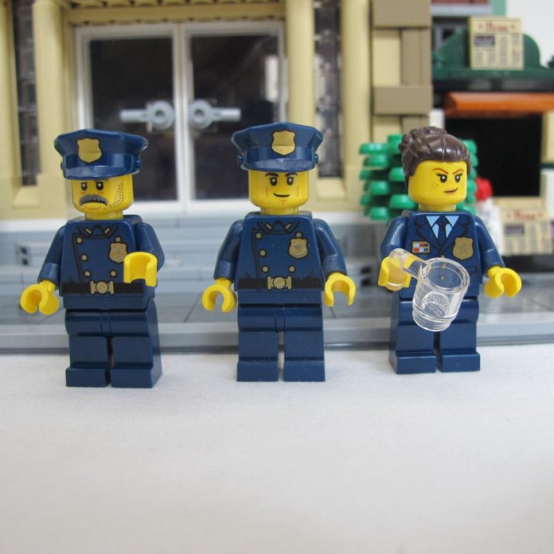 Police Station. Complete with instructions and box - Image 15