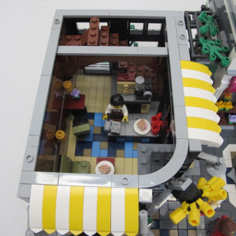 Assembly Square. Complete with instructions and box - Image 30