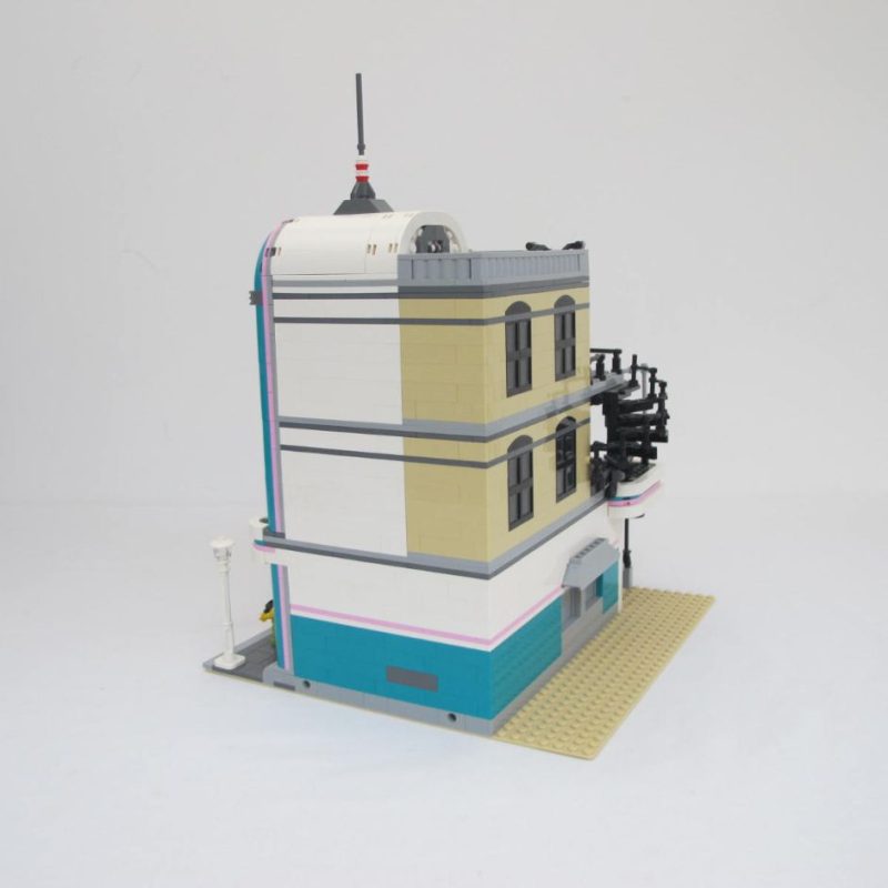 Downtown Diner. Complete with instructions and box - Image 9