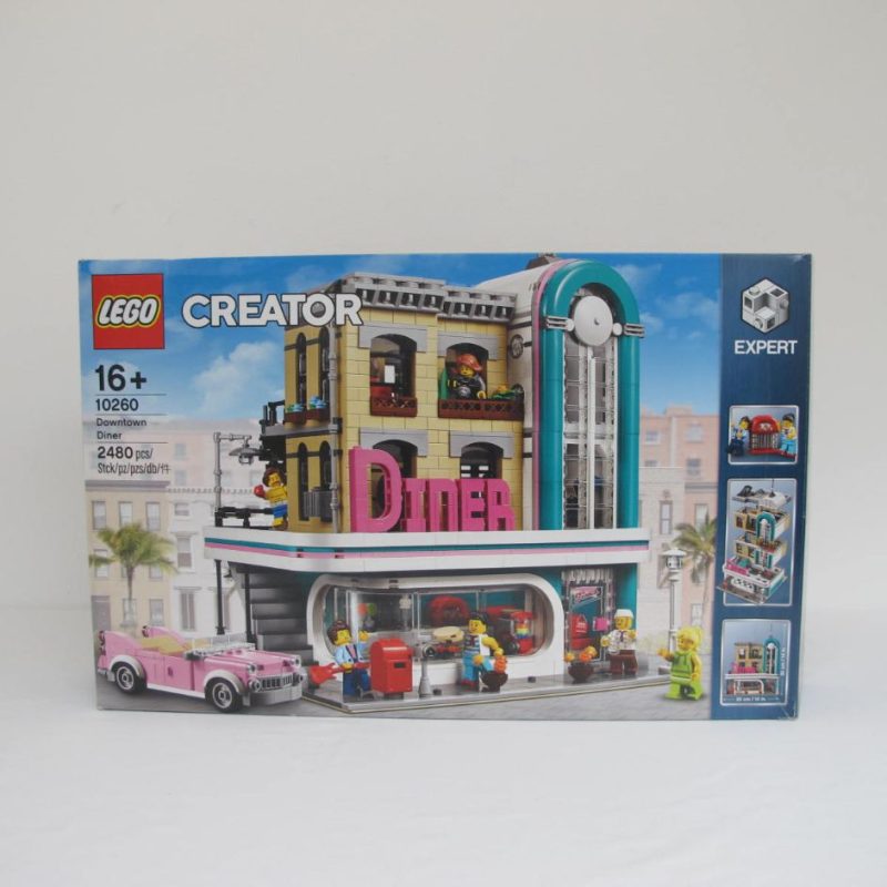 Downtown Diner. Complete with instructions and box - Image 22