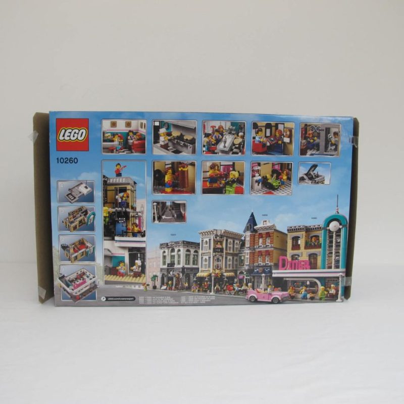 Downtown Diner. Complete with instructions and box - Image 23
