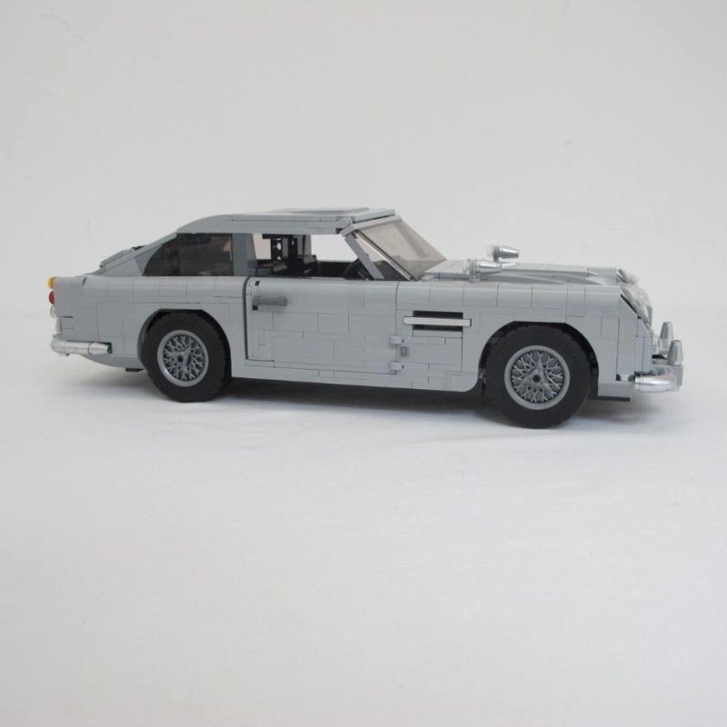 James Bond Aston Martin DB5. Complete with instructions, no box - Image 7