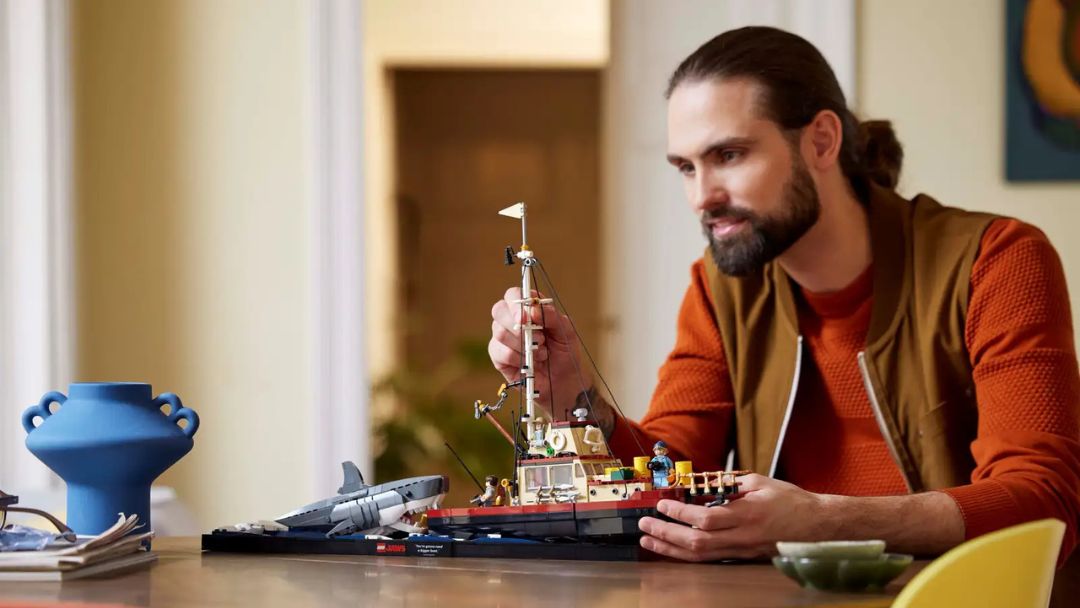LEGO Ideas 21350 Jaws