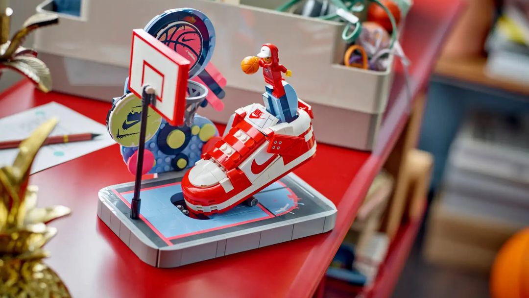 LEGO 43021 Nike Dunk Trickshot