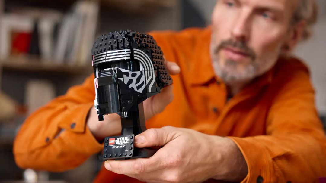 LEGO Star Wars 75415 - Kylo Ren™ Helmet