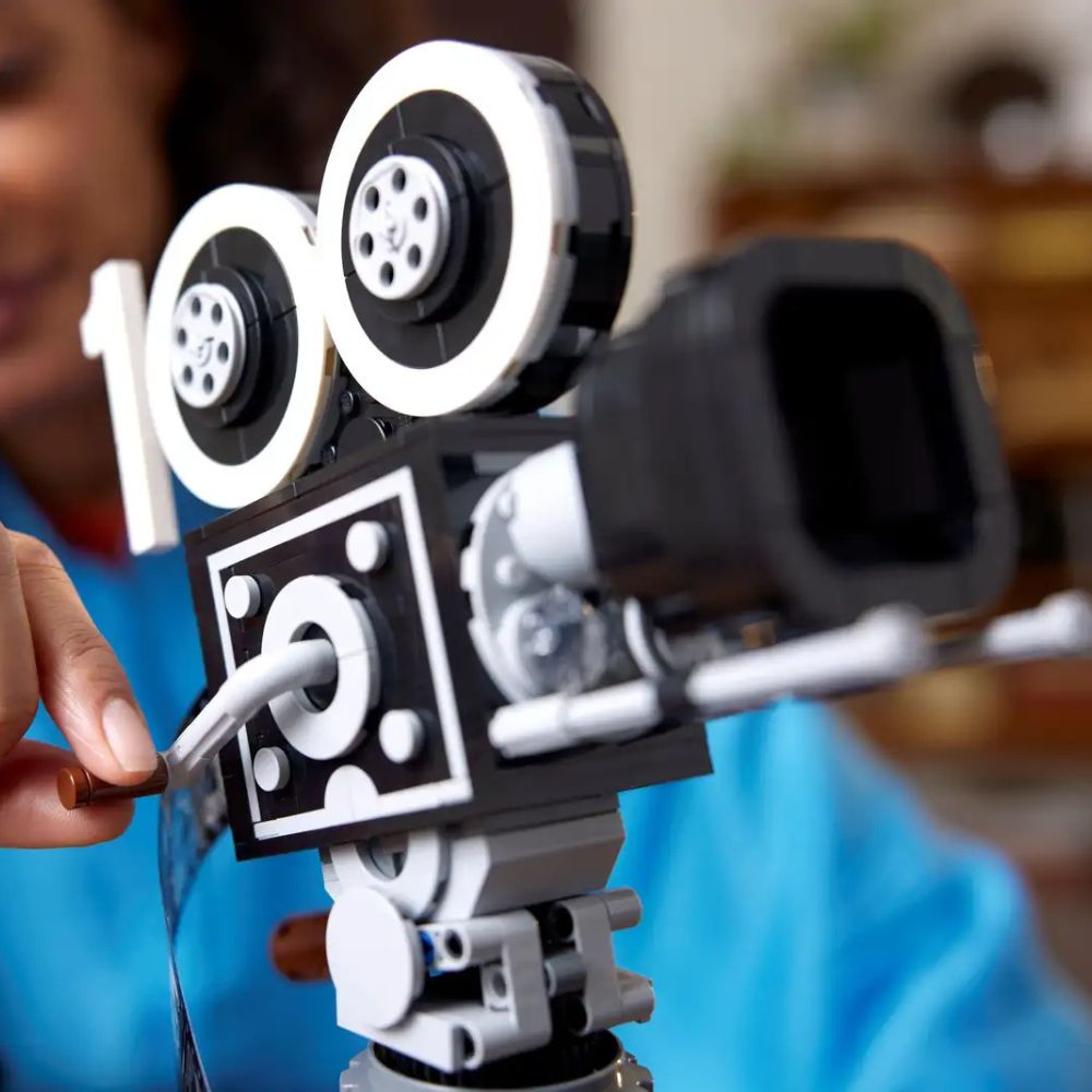 LEGO Disney 43230 Walt Disney Tribute Camera