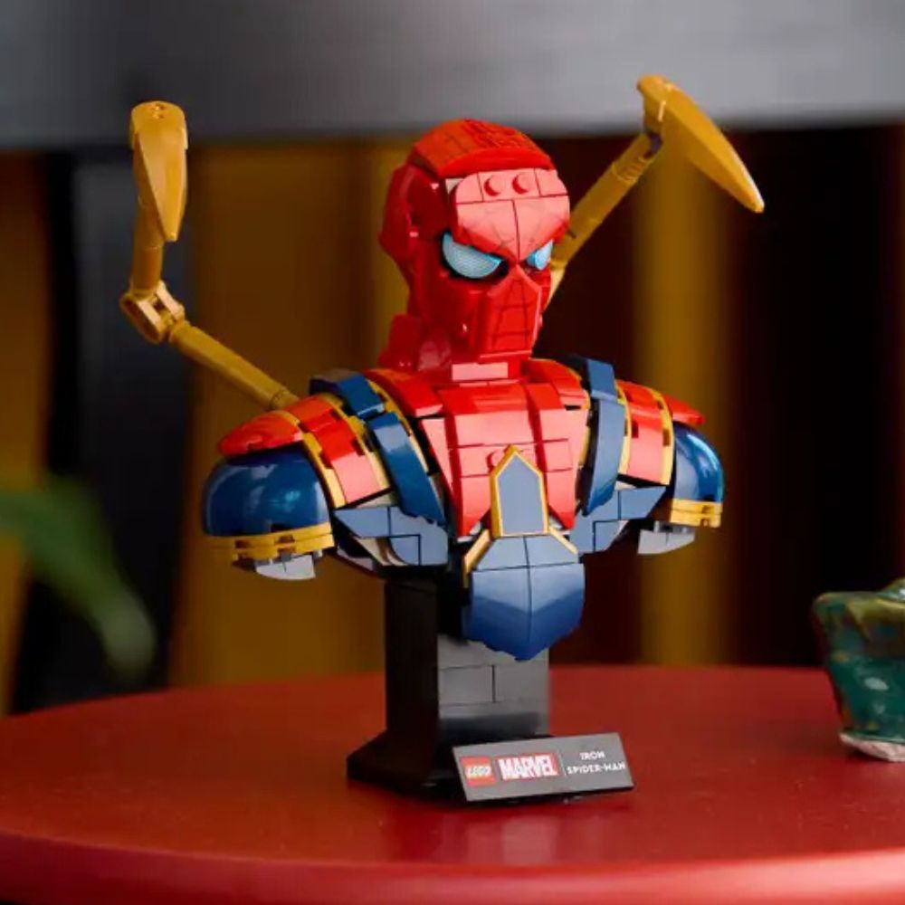 LEGO Marvel 76326 Iron Spider-Man Bust