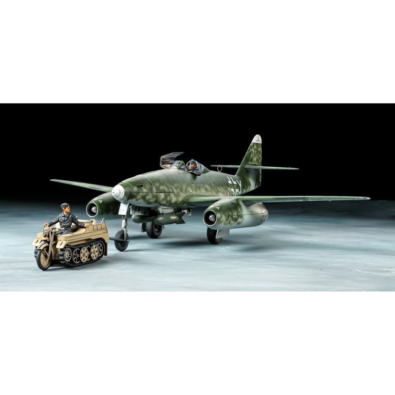 Tamiya 25215 Messerschmitt Me262A-2a & Ketten