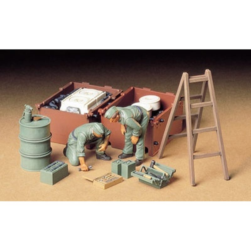 Ger. Engine Maintenance Crew