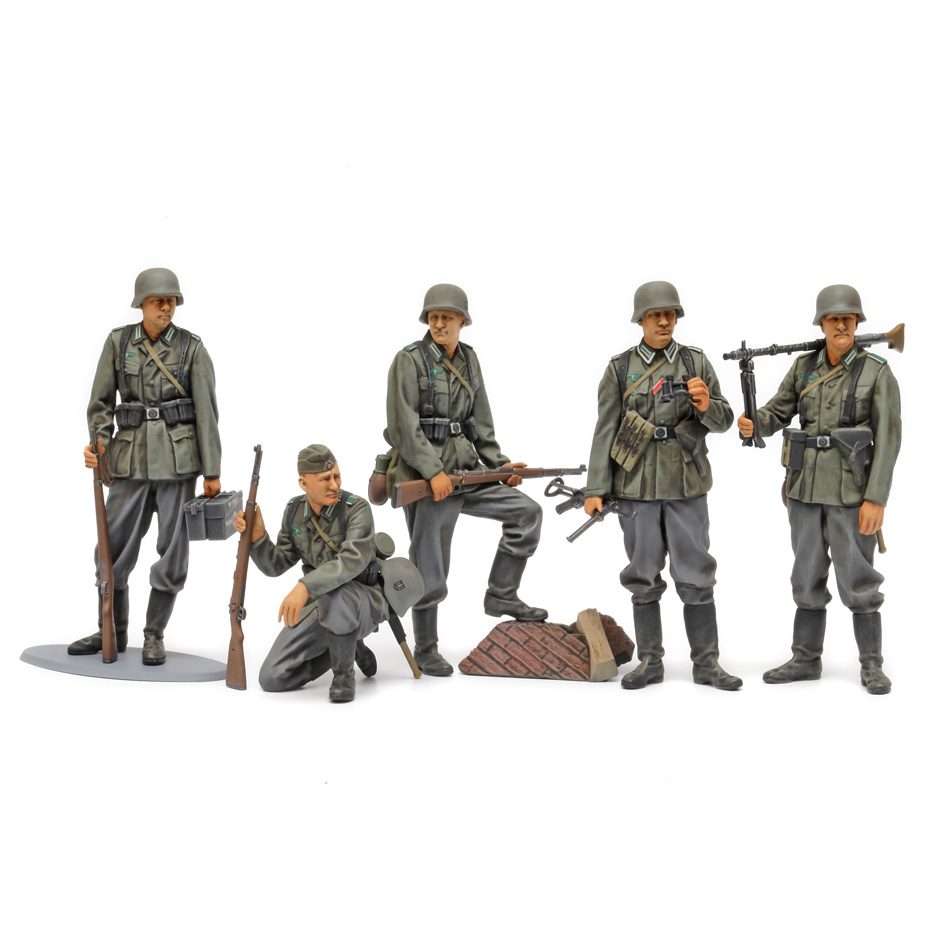 Tamiya 1:35 German Infantry Mid-WWII (35371)