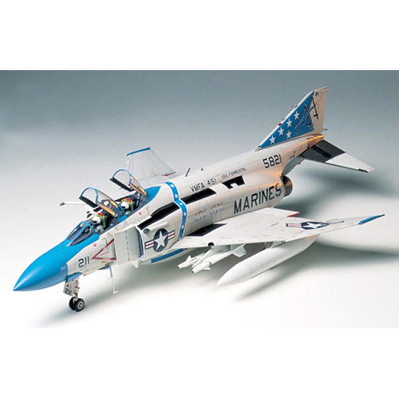 Tamiya 60306 McDonnell Douglas F-4J Phantom II