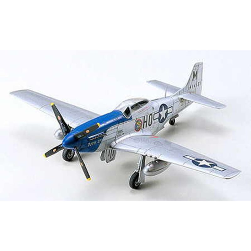 Tamiya 60749 North American P-51D Mustang