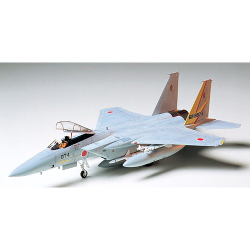 Tamiya 61030 McDonnell Douglas F-15J Eeagle JASDF
