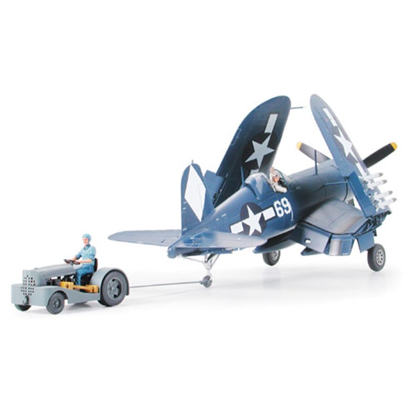Tamiya 61085 Vought F4U-1D Corsair W/”Moto-Tug”