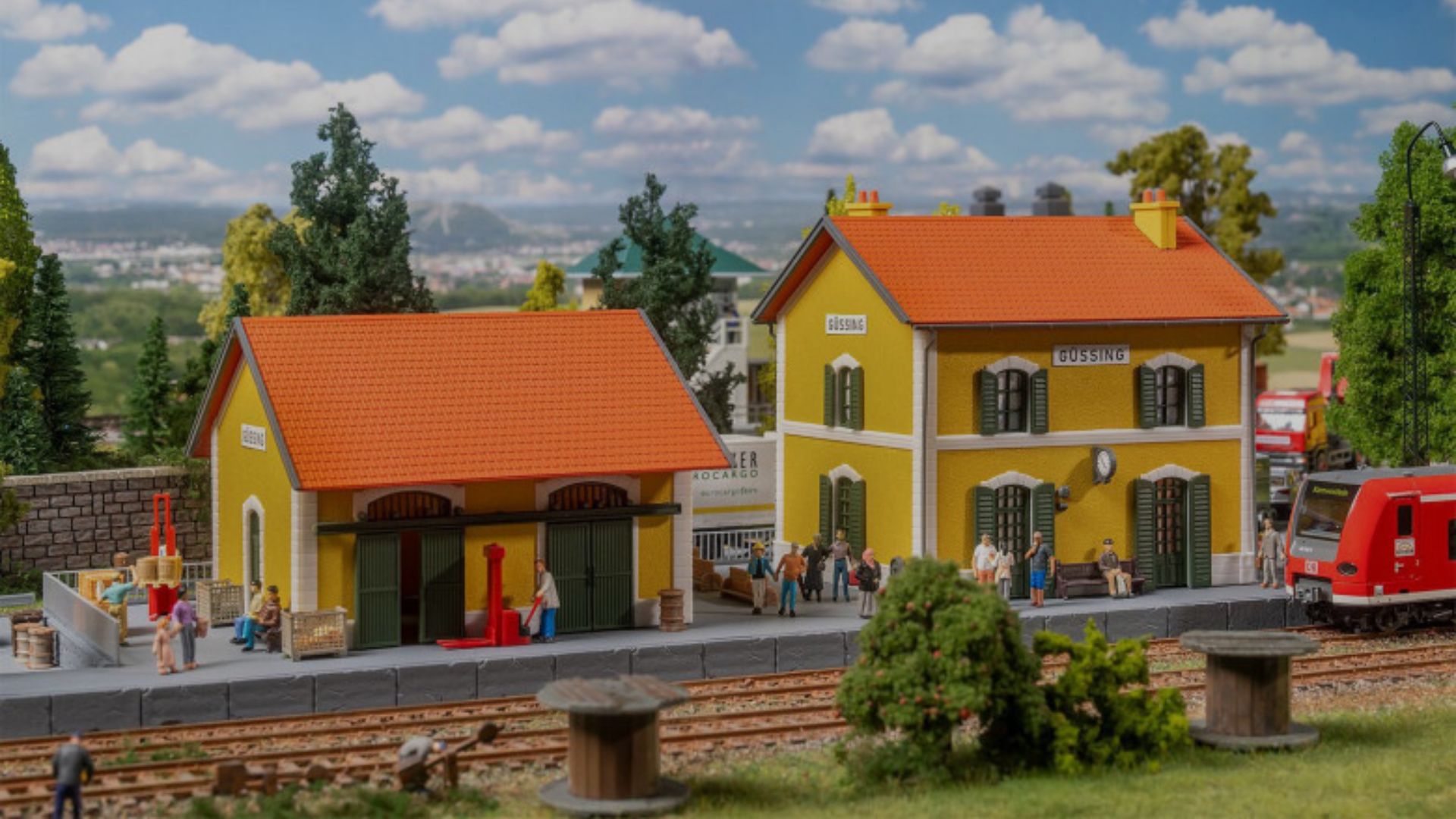 Faller Güssing Railway Station (110154)