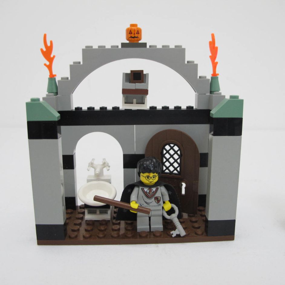 Troll on the Loose. Complete with instructions, no box - Image 6