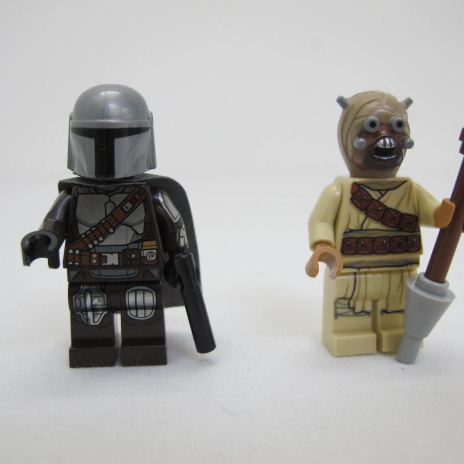 Trouble on Tatooine. Complete with instructions and box - Image 12