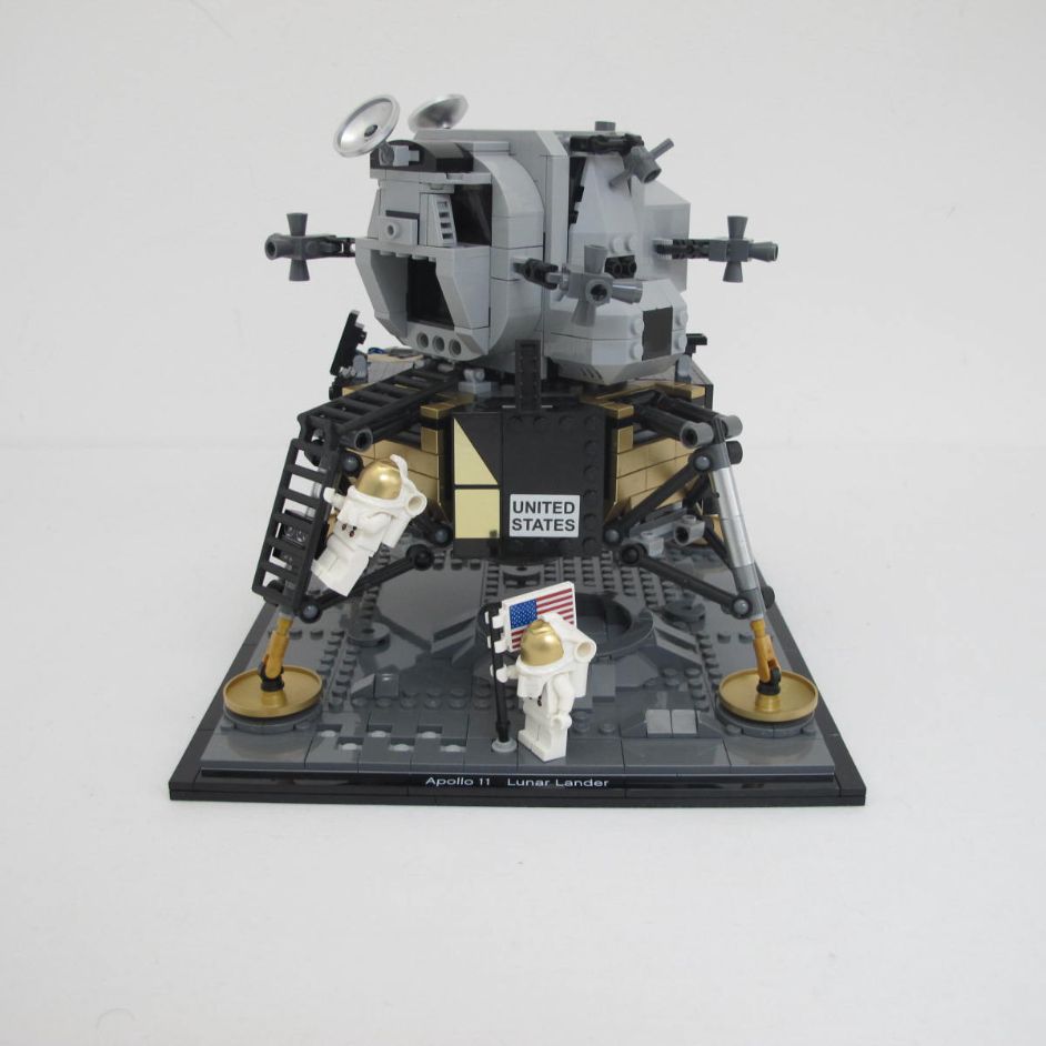 NASA Apollo 11 Lunar Lander. Complete with instructions, no box - Image 6