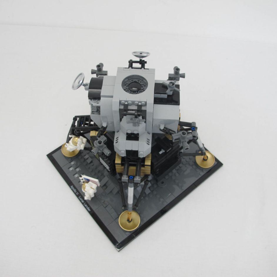 NASA Apollo 11 Lunar Lander. Complete with instructions, no box - Image 3