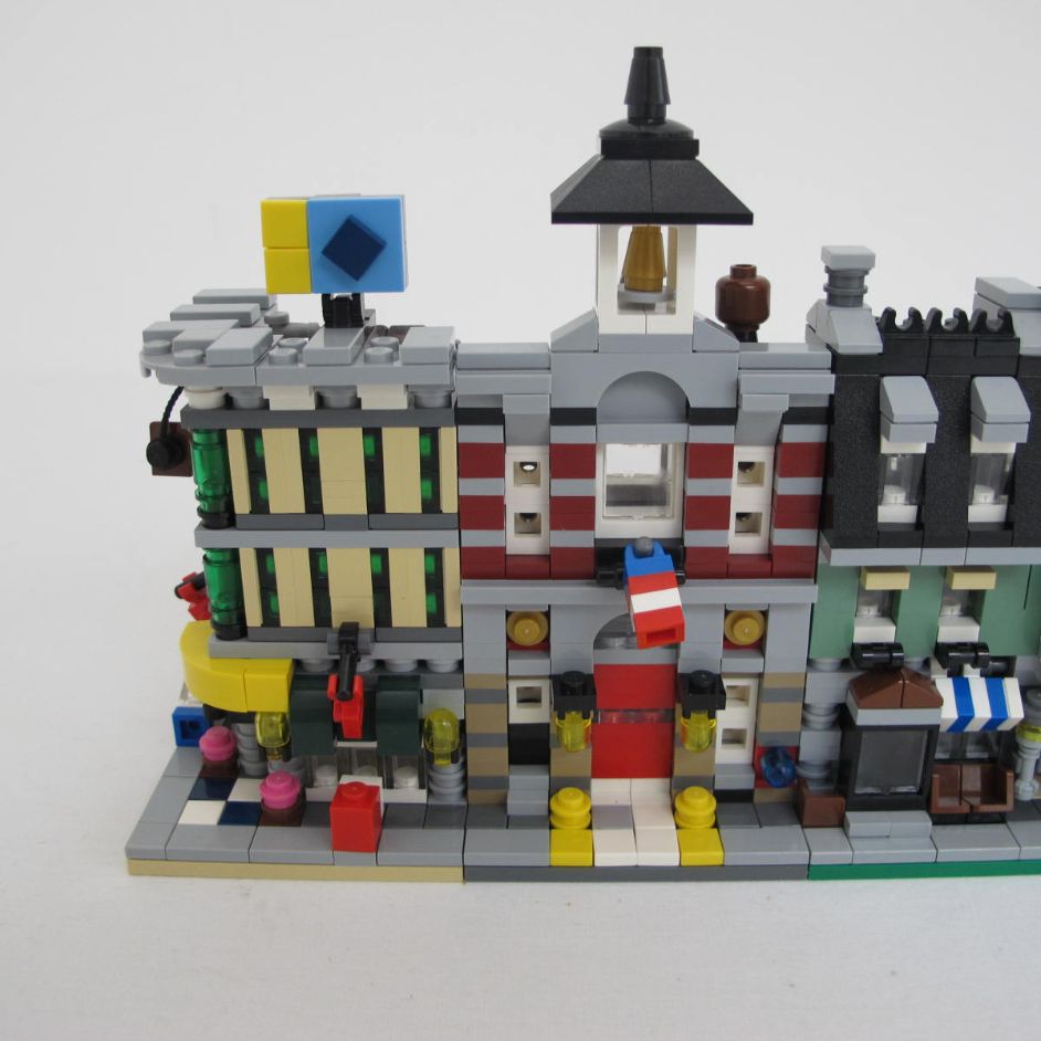 Mini Modulars. Complete with instructions, no box - Image 8