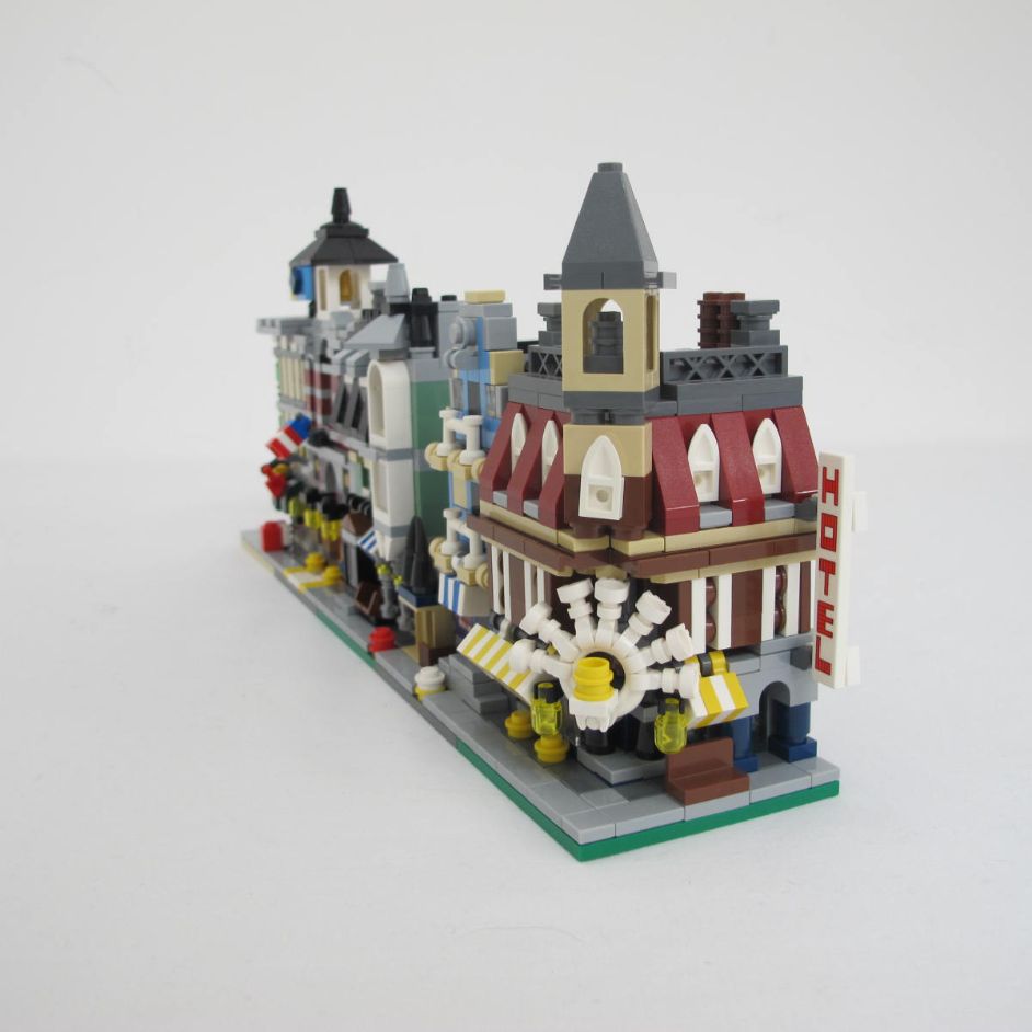 Mini Modulars. Complete with instructions, no box - Image 3