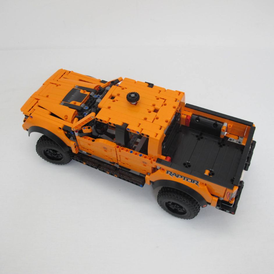 Ford F-150 Raptor. Complete with instructions, no box - Image 3