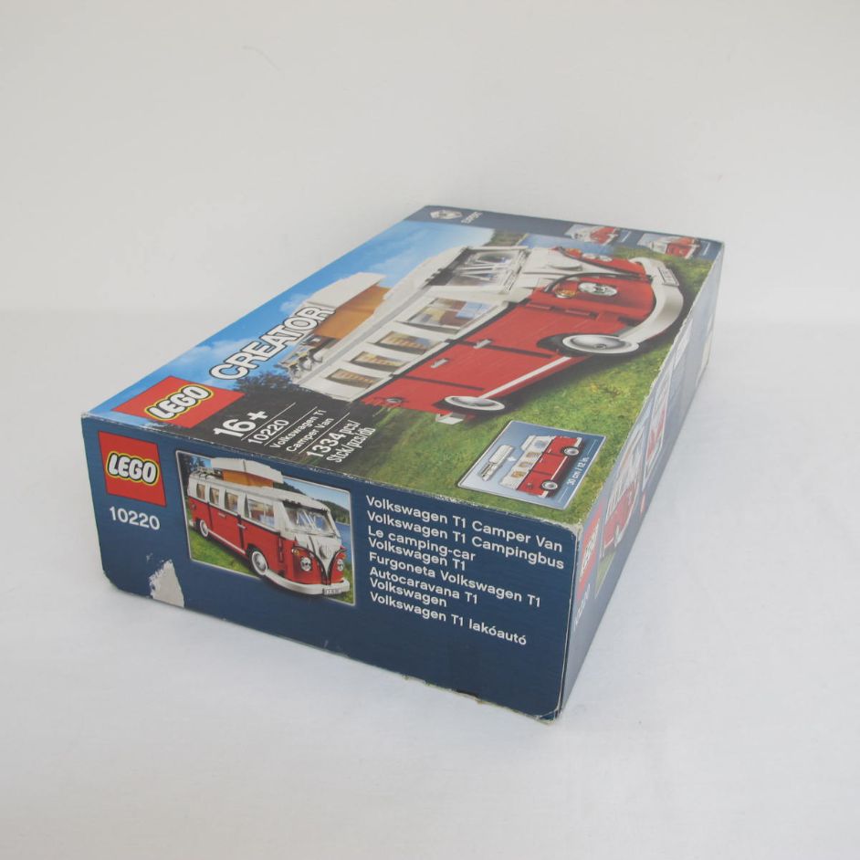 Volkswagen T1 Camper Van (VW Bus). Complete with instructions and box - Image 3