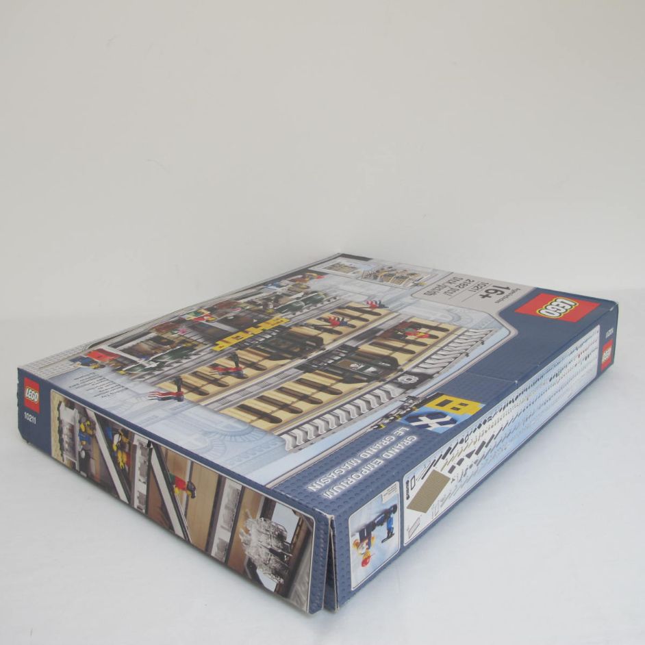 Grand Emporium. Complete with instructions and box - Image 4