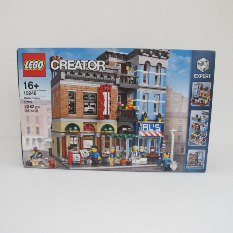 Detective's Office. Complete with instructions and box