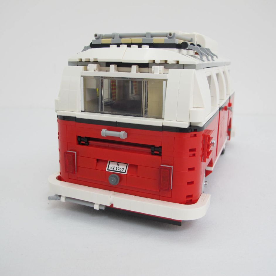 Volkswagen T1 Camper Van (VW Bus). Complete with instructions and box - Image 9